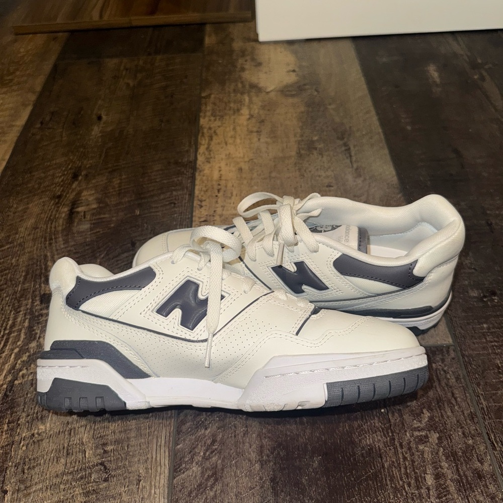 New Balance 550